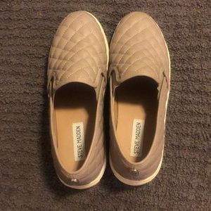 Steven Madden ECENTRCQ Grey